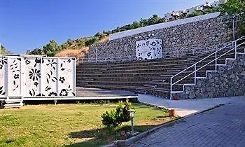 Noa Javelin Beach Club Hotel